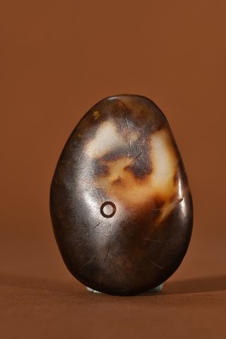 和田玉籽料|和田玉籽料原石雕八方来财把件