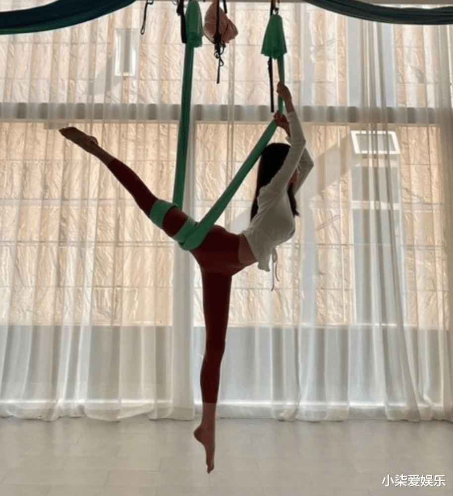 liz|爽子代餐,她还不配?