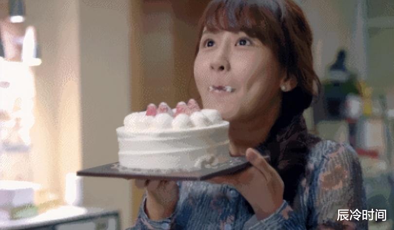 杨紫|杨紫：从“小透明”到实力流量小花，她背后的三个男人功不可没