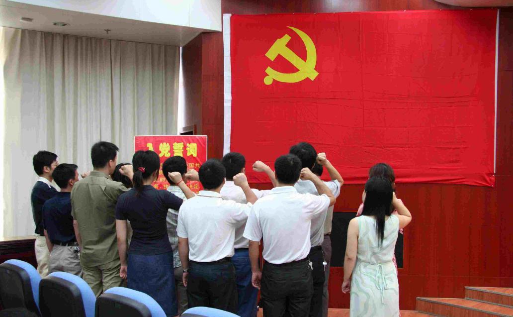 招聘|湖北大学计划招聘20名辅导员,却要求拥有“这一身份”,太难了