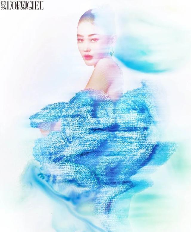 林更新|张天爱杂志写真浓妆艳抹太妖媚！她魔鬼身材性感火辣