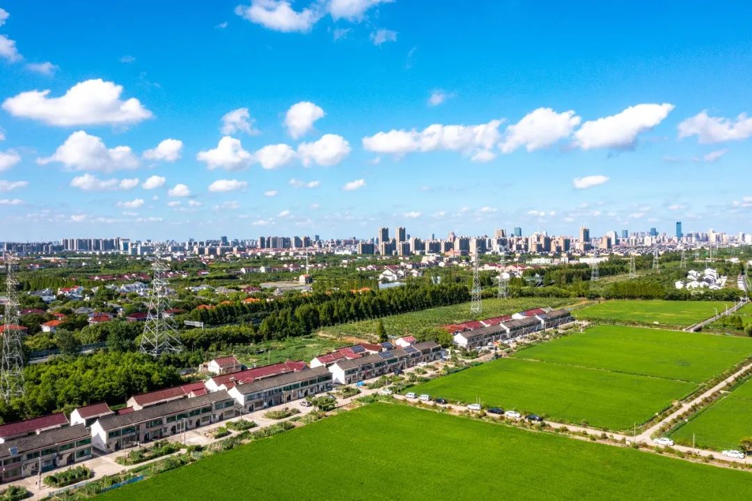 “棉花糖”点缀的水晶天,抬头就是治愈→