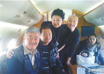 赵本山|“小品之王”赵本山:当众扇冯小刚耳光,豪掷2亿定制私人飞机