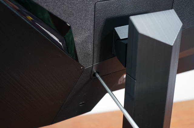 显示器|1K4就可买到240Hz的专业电竞显示器?微星MAG251RX上手体验