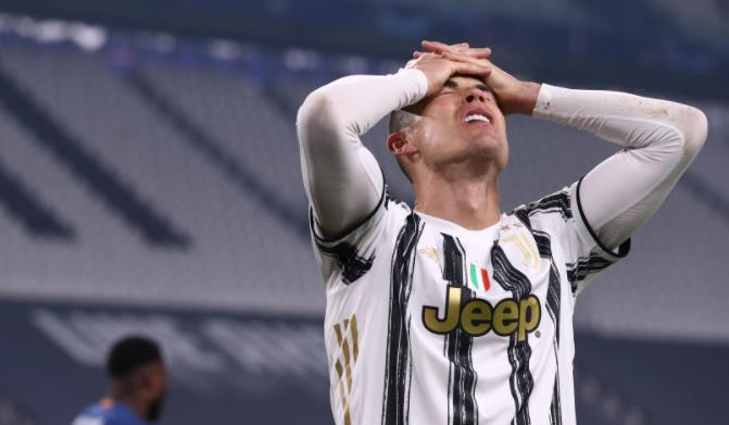 尤文图斯|早上6点！C罗收到坏消息，令他深感惭愧，遭尤文球迷集体讨伐