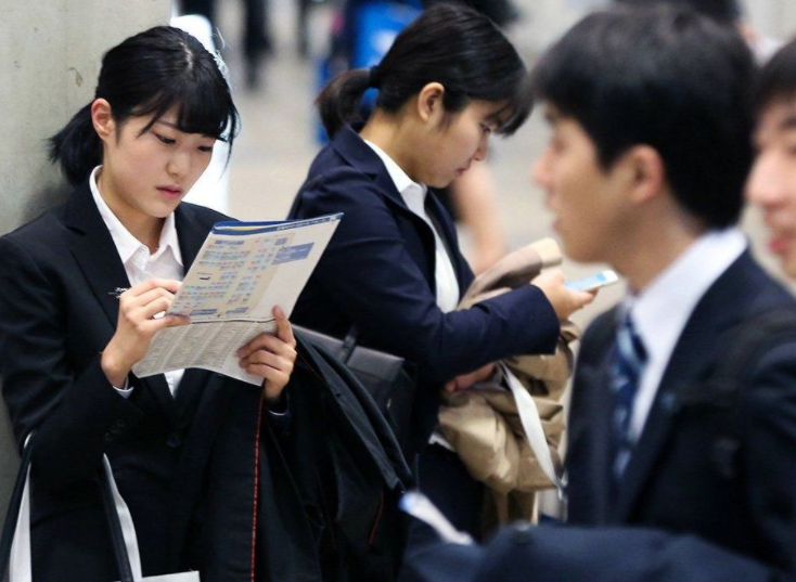 大学生|又一“铁饭碗”公开招聘,平均年薪18万+,福利待遇不比公务员差