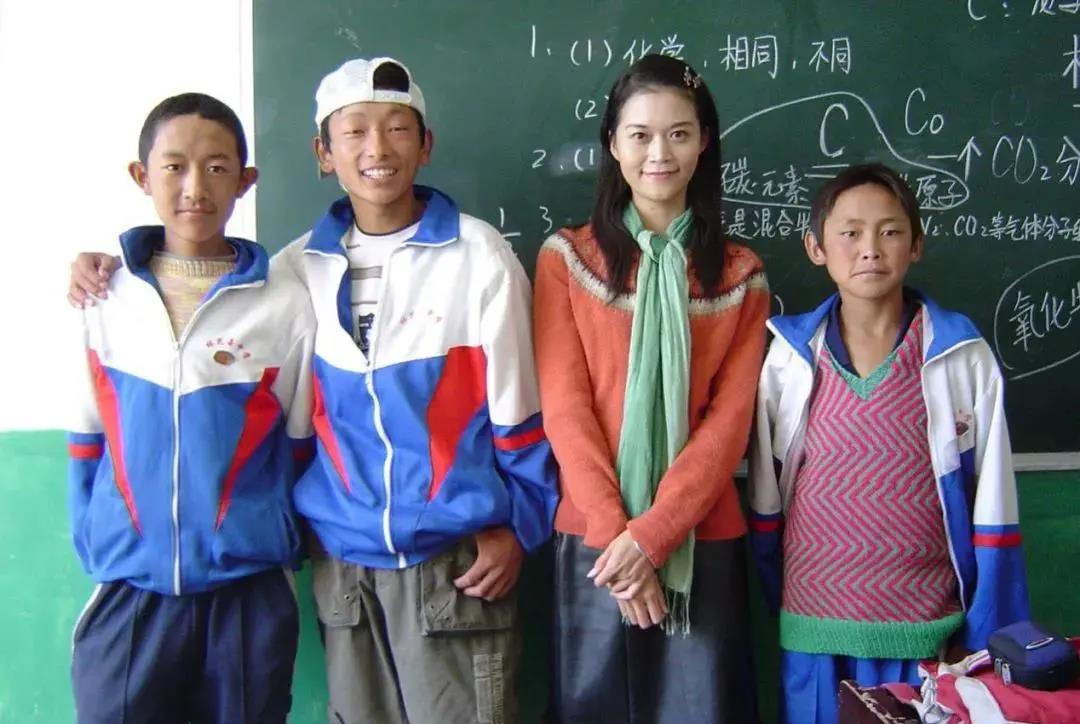 电视剧|中国首位女舰长：44岁不结婚，对钱不感兴趣，牛到电视剧都不敢这么拍！