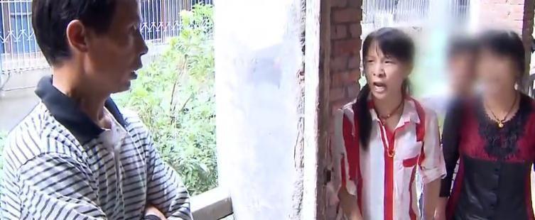 女子抛夫弃子和别人同居18年,身患癌症向丈夫求助,丈夫:报应