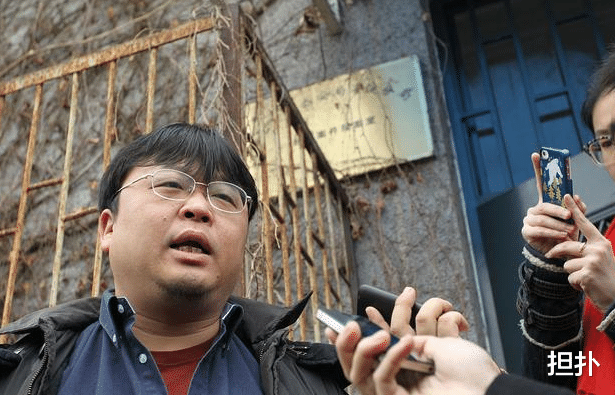 罗永浩|创业搞手机欠下了6个亿,如今转行直播带货,一个晚上就赚几百万