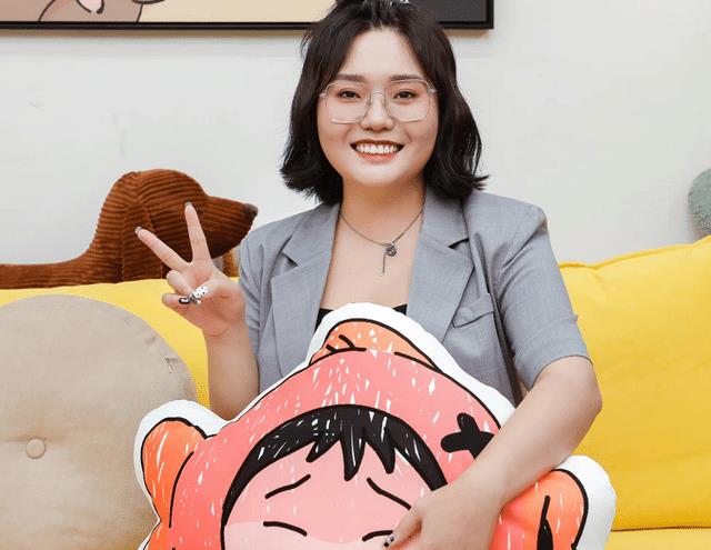 李雪琴|?李雪琴与当红男星传绯闻？男方深夜带其回家，评论区都是调侃