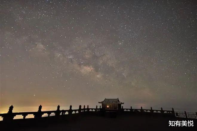 草原|国内12个最值得去的初夏绝美旅行地，快带上ta来场久违的旅行！