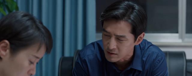 梅晓歌|县委大院:看懂梅晓歌和艾鲜枝彻夜深谈,才知他在给她“排雷”!