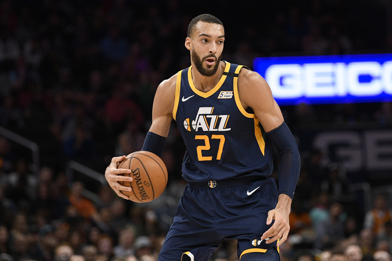 火箭隊(duì)|單場(chǎng)22記三分，命中率48.9%！火箭爆冷逆襲，還解鎖寶藏球員