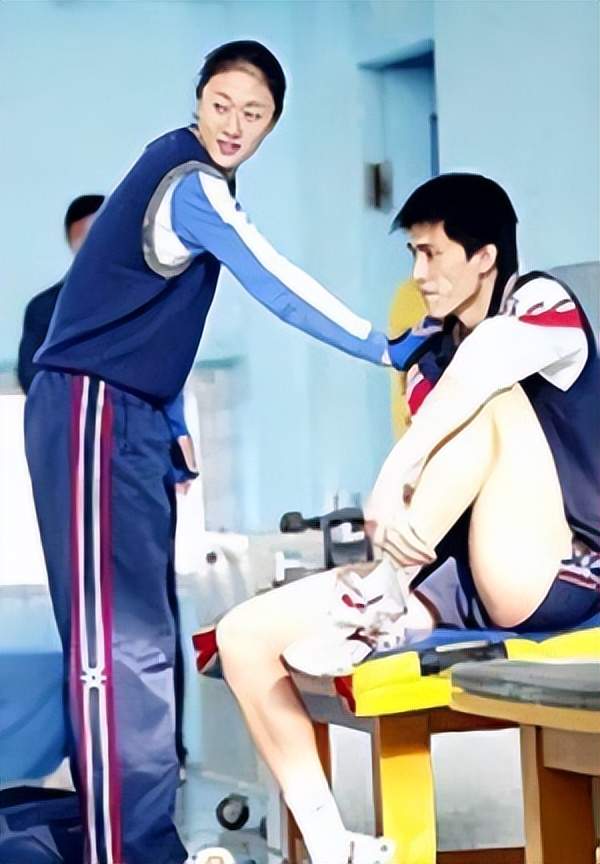 刘亚男|女排奥运冠军刘亚男：2斤毛豆定情，与排球帅哥结婚后现状如何？