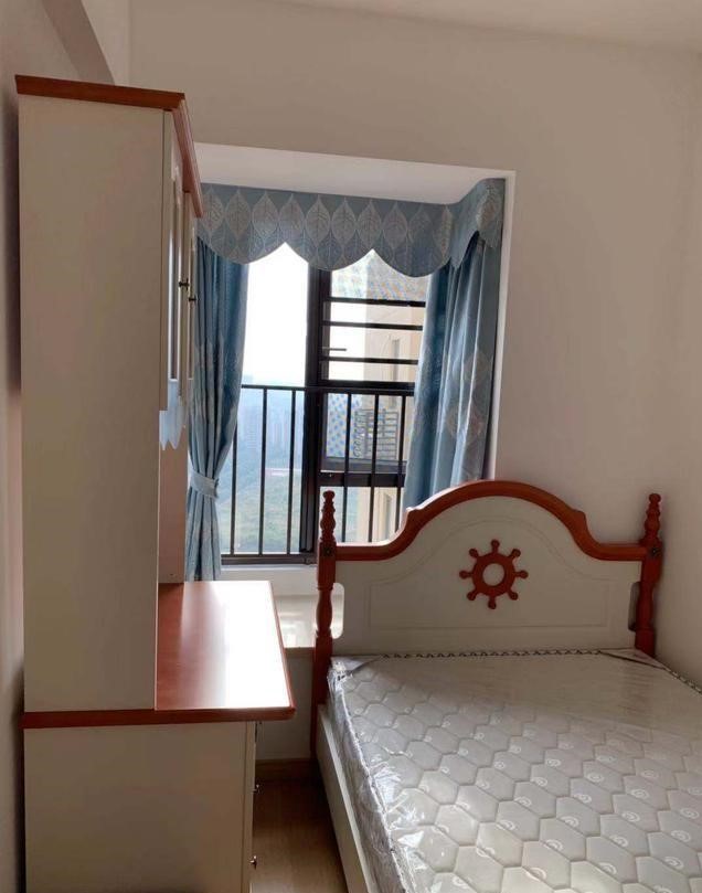 105平米的小三房,装修太美被称样板房,其实装修只花了8万就搞定