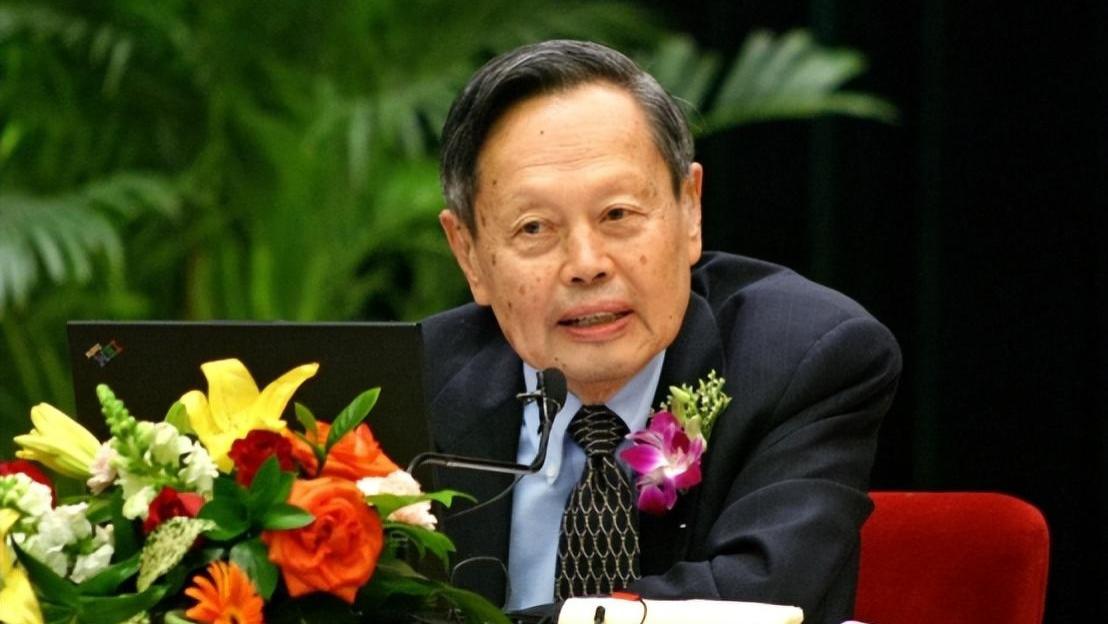 翁帆|百岁杨振宁入院治疗，妻子翁帆终于坦言，结婚确实有所图谋？