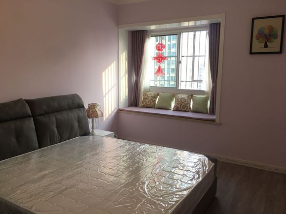 朋友自己装修设计新房,电视墙漂亮,说装修家具家电花了12万?