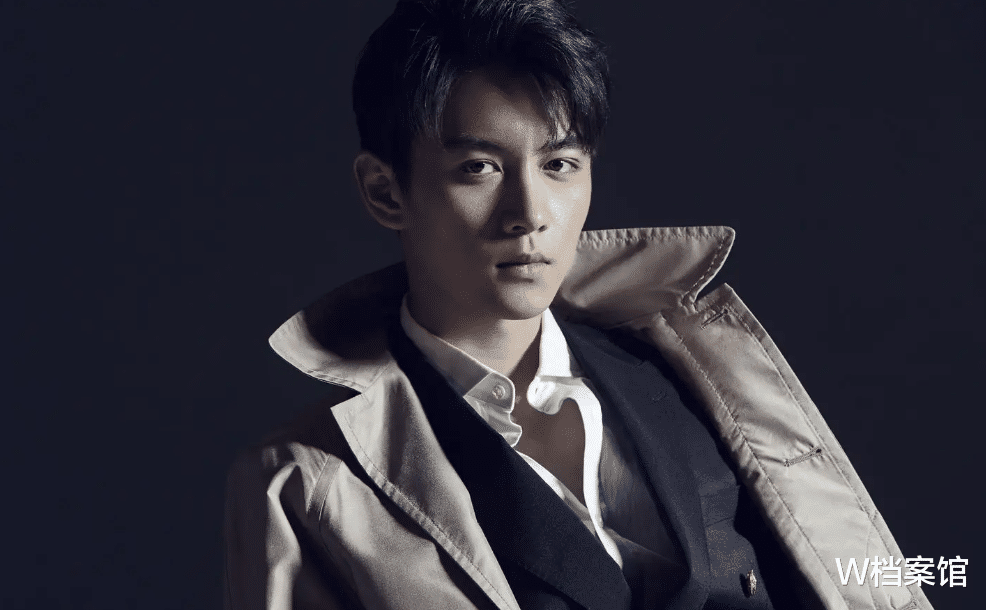 陈晓|陈晓：童星出身还是二级运动员，颜值演技俱佳，为何没能成为顶流