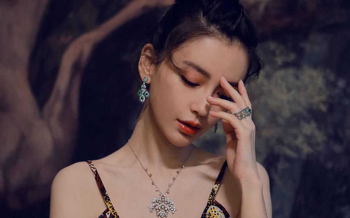 Angelababy|85花作为演员的明星价值，杨幂赵丽颖稳居头部，杨颖已下滑到腰部