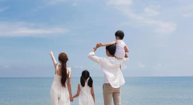 英国13岁男孩“喜当爹”,如今12年过去了,现在的人生彻底走向灰暗