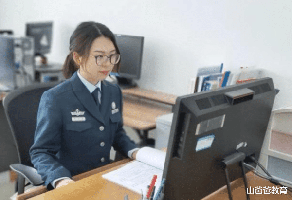 本科生|国家电网公开招聘,本科生年薪8到13万左右,专科生也有机会报考