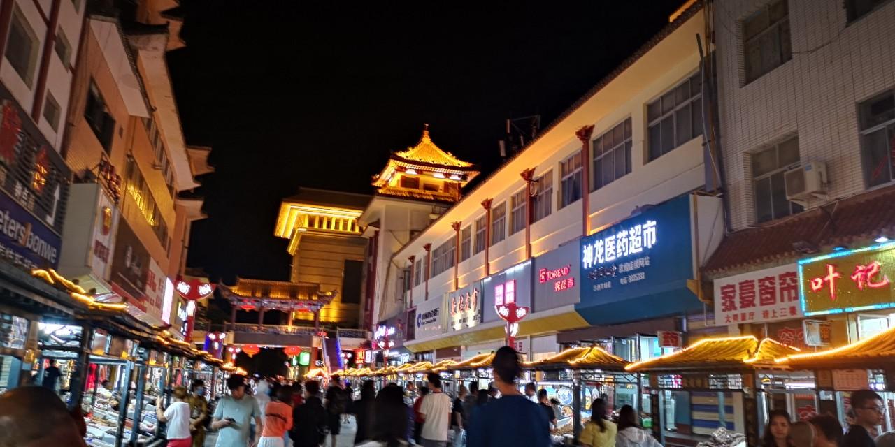 宁夏|第一次到敦煌，原来她是这样的