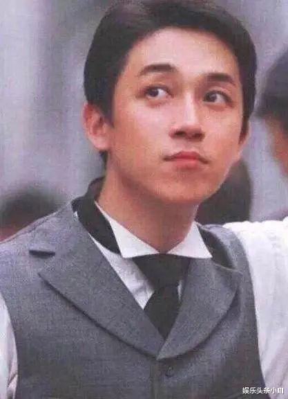 沈腾 太油腻!国民校草脸肿了,神颜彻底崩了!