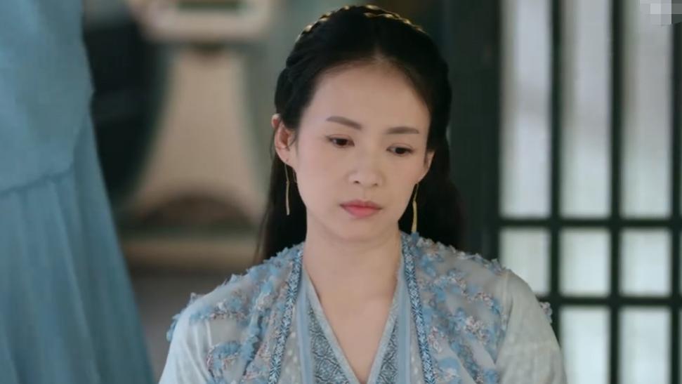 姚晨|《摇滚狂花》：43岁姚晨给21岁小花当妈，让多少“中年少女”红了脸