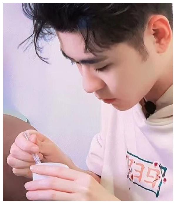 德云社的关系户有多嚣张，郭德纲在台下看得直瞪眼