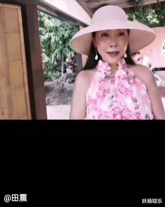 李玲玉|“玉兔精”李玲玉晒老闺蜜合照,成最丑担当?史可美艳大气实力抢镜