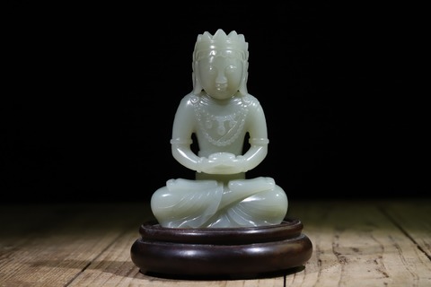 粉彩|舊藏和田玉“菩萨”座像