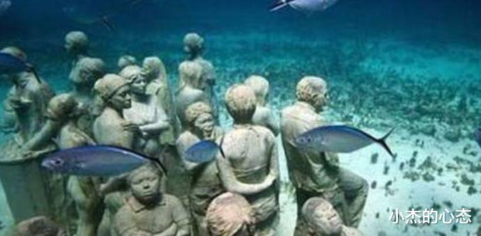 盘点世界那些神秘的不明生物：神秘的海底人、火柴人……