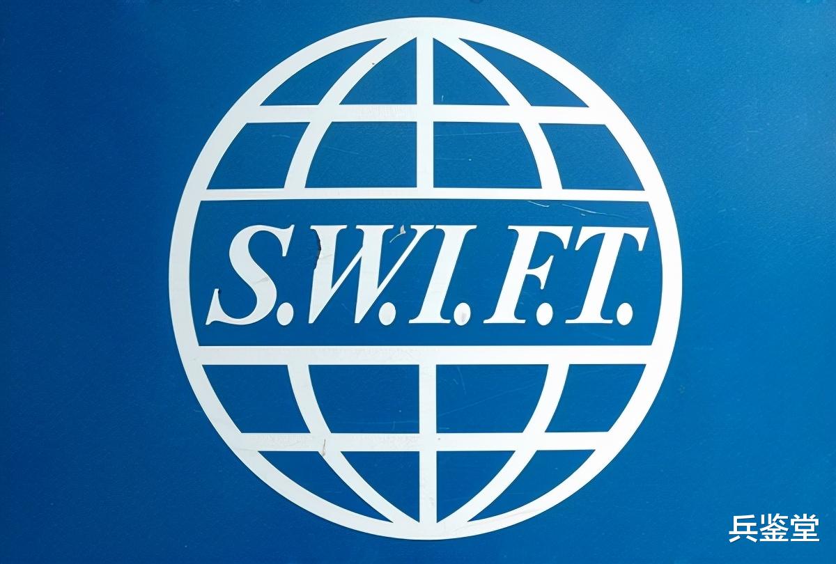 swift|泽连斯基又被耍了，SWIFT只是聊天工具，西方丢的“核弹”成臭弹