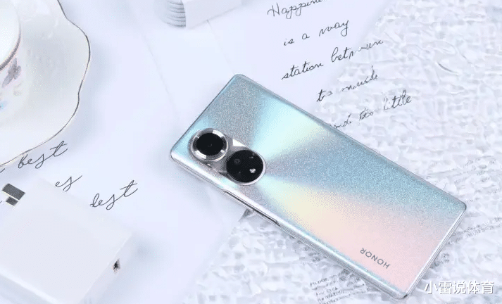 高通骁龙|好评率高达95%的荣耀手机,100W快充+256GB,仅售2219元