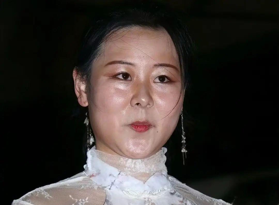 香港小姐|2022年港姐二轮面试，颜值一个比一个普通，只有一位称得上美人