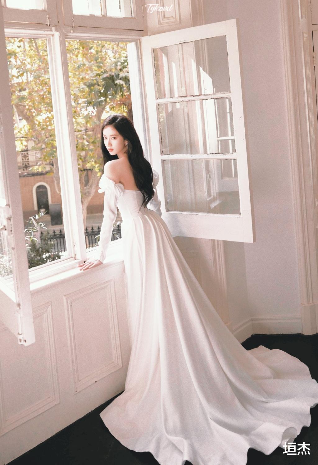 郁可唯|又是红毯!蒋勤勤作风大改,郁可唯脚指甲是败笔,倪妮艳压群芳