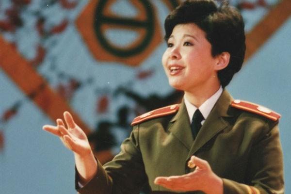 |张楠:苦等董文华5年,帮妻子洗刷污点,她永远是我的好妻子