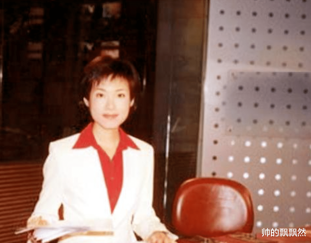 宝晓峰|宝晓峰:从内蒙古走出的央视著名主持人,男友在雾中迷路了