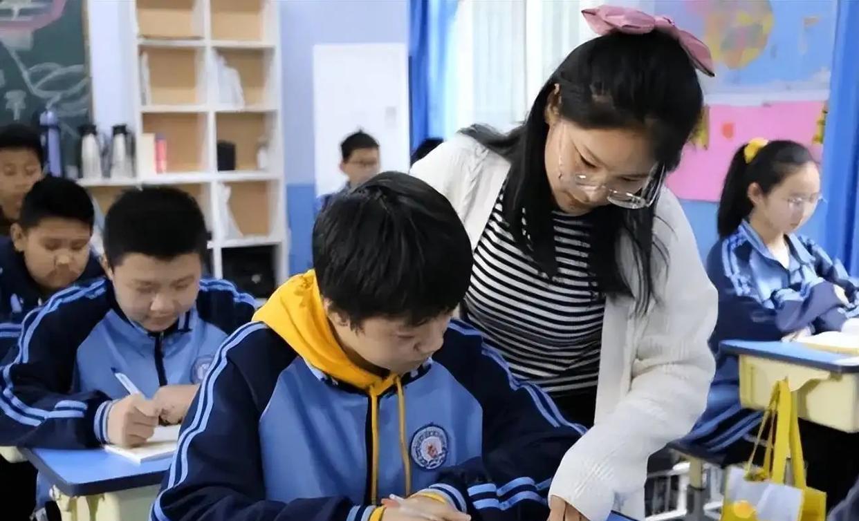 一位初中家长的呐喊：宁愿让孩子家里蹲，也不愿让孩子去念技校