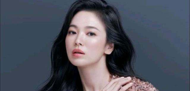 宋慧乔|蹭热度？玄彬孙艺珍婚礼现场，宋慧乔本身就是大女主！