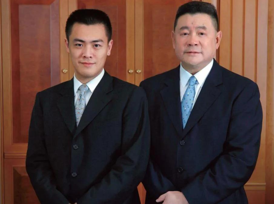 刘銮雄|宝咏琴儿子成人生赢家:刘銮雄非独宠甘比,李嘉欣成刘鸣炜垫脚石