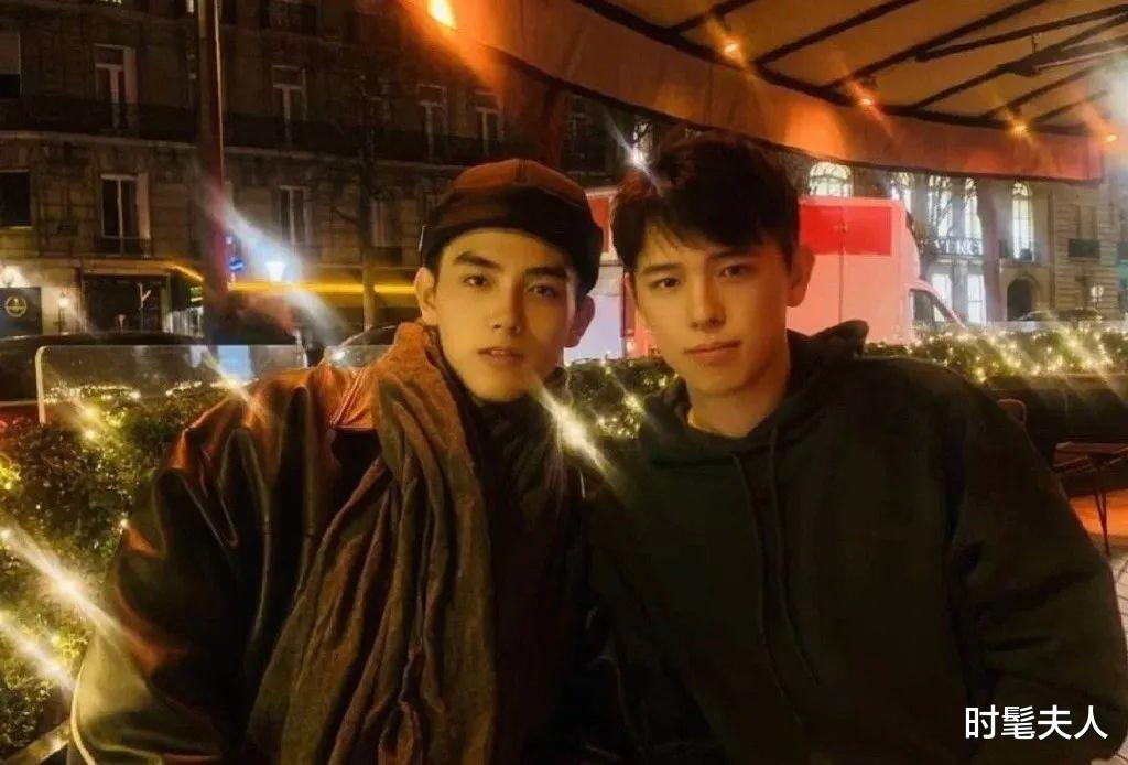 陈飞宇|陈凯歌两儿子同框刷屏！网友：陈红的好基因都给了陈飞宇？