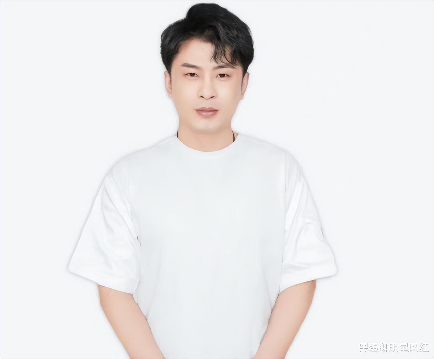 银行|网红辛巴不满平台设置开屏公告，直播建议对方整改：不是人干的事