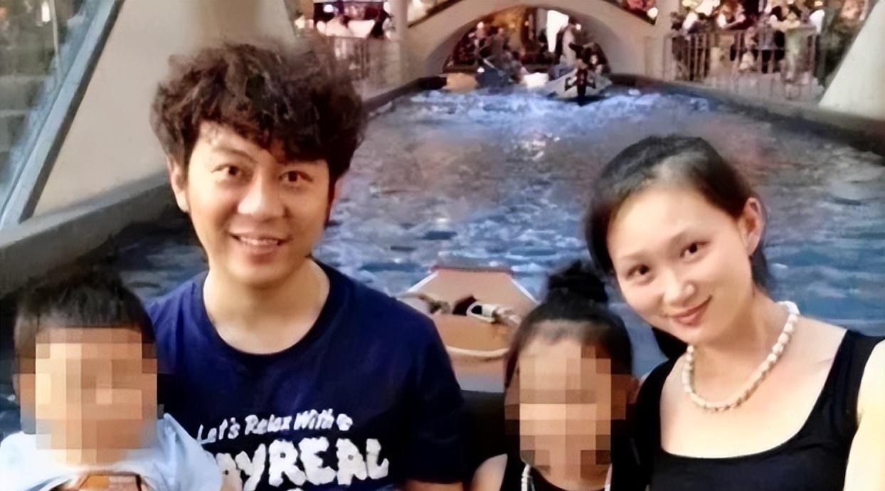 2008年34岁小伙赴新照顾81岁富婆,5年骗光2亿,如今被驱逐出境