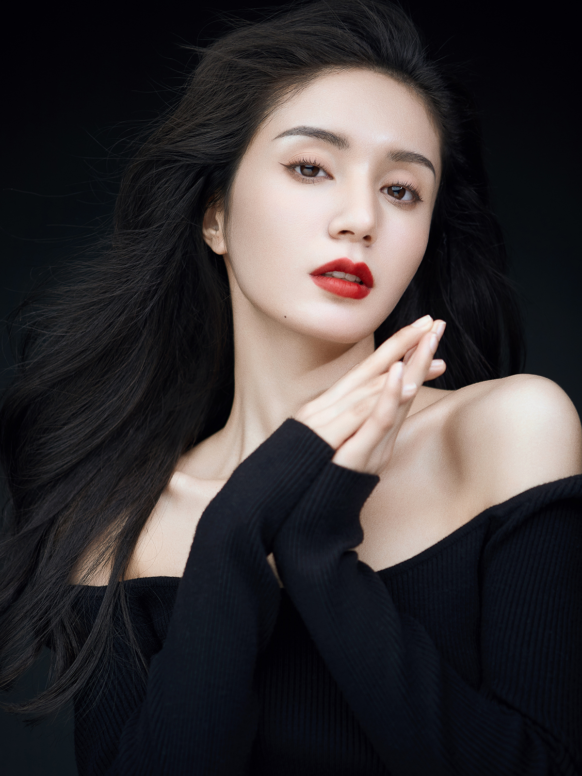 |不想在职场中被打到丢盔弃甲，一定要拥有一组这样的肖像照