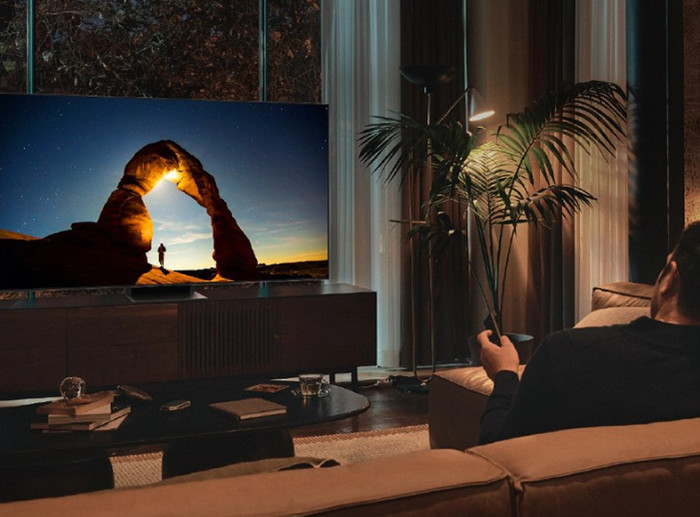 iPhone|三星8K高端电视解锁精致居家生活