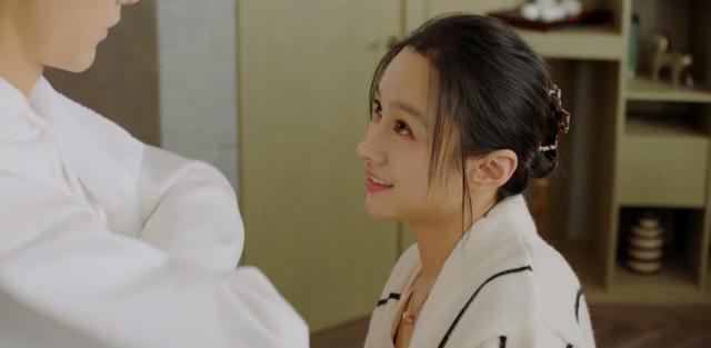 别跟姐姐撒野|《别跟姐姐撒野》开播，男女主颜值高，剧情甜宠越看越上瘾