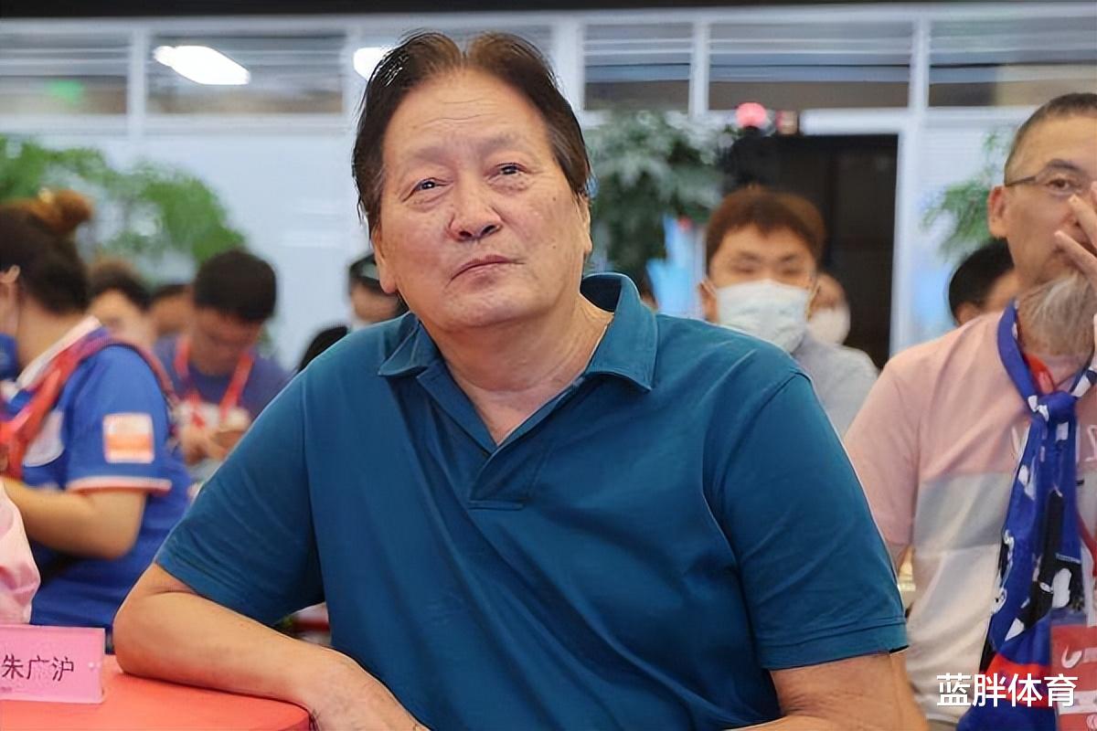 陕西|陕西球迷白高兴了，原以为球队新赛季能冲超，结果被名记泼了冷水