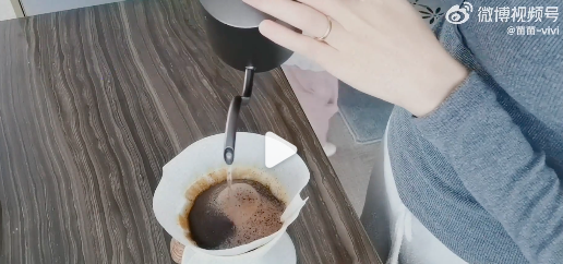 苗苗|最没事业心的她，又怀孕了...