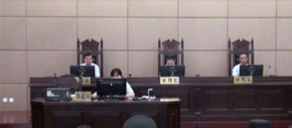 甘肃庆阳,6旬丧偶女子趁小叔子老婆外出照看孙子之际,与小叔子发展为情人关系